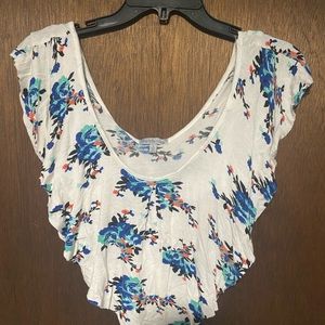 Crop top, fitted and layer on top